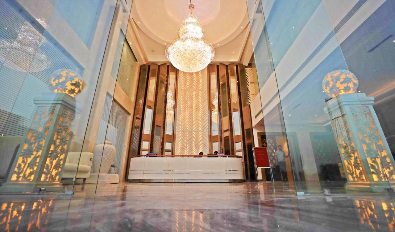 Bindiram Express By Shrigo Hotels Sitapur Muafi Exteriör bild