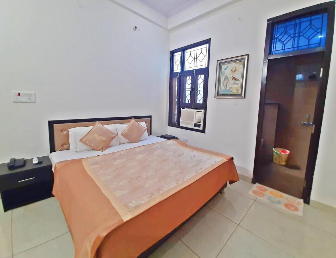 Bindiram Express By Shrigo Hotels Sitapur Muafi Exteriör bild